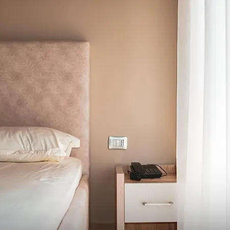 Marika 4* Golem (Tirana)